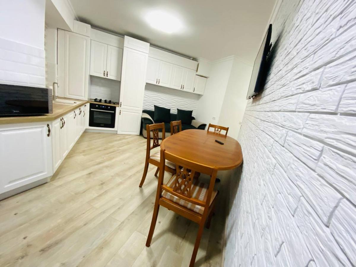Central Eco View Apartment Chişinău Esterno foto